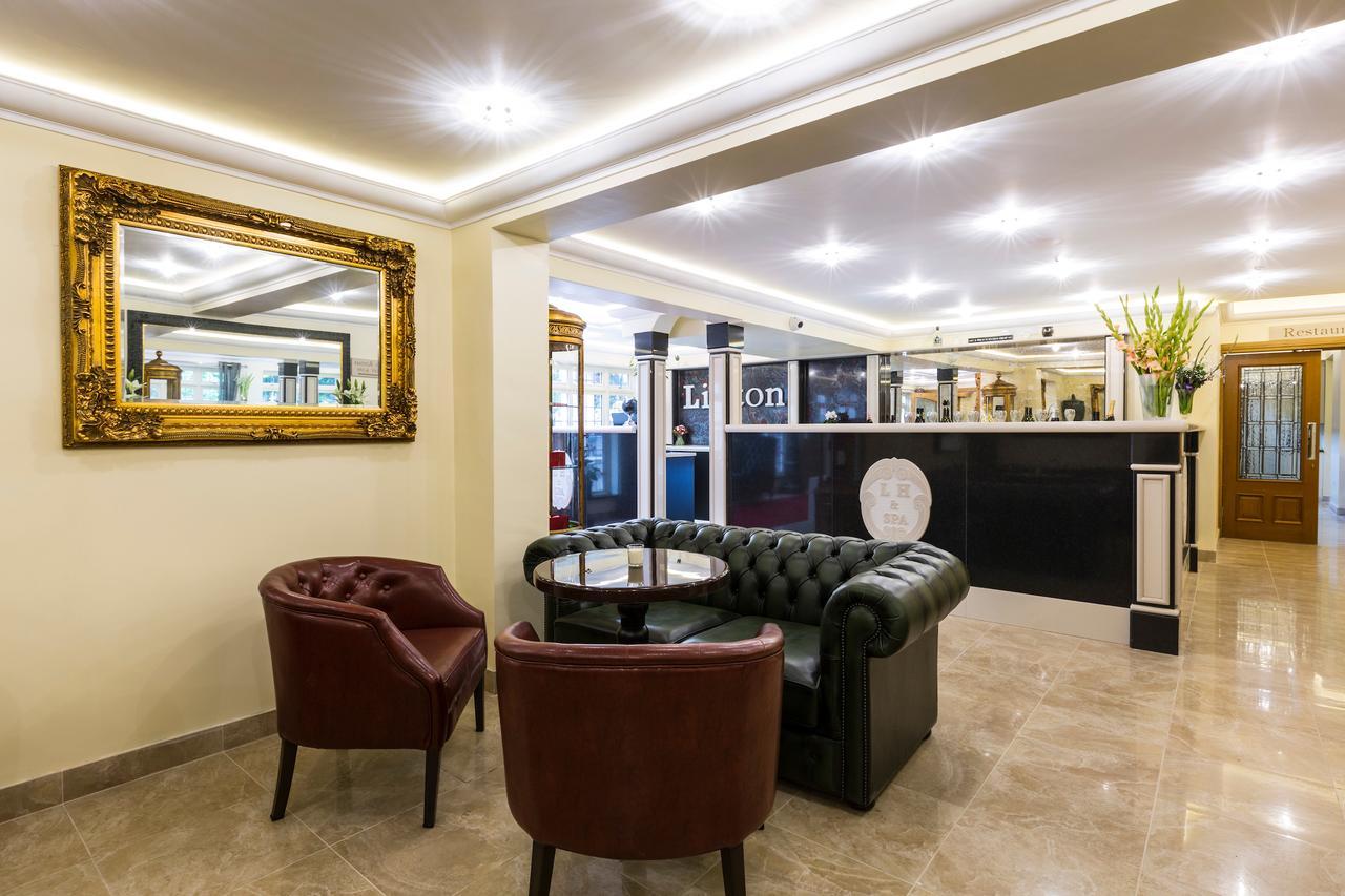 Linton Hotel Luton Лутън Екстериор снимка