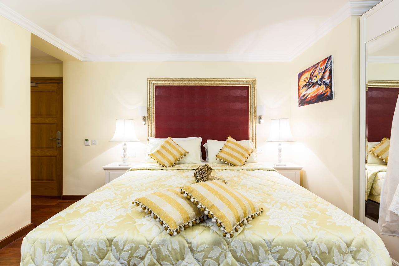 Linton Hotel Luton Лутън Екстериор снимка
