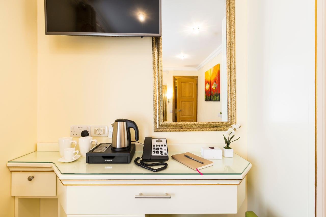 Linton Hotel Luton Лутън Екстериор снимка